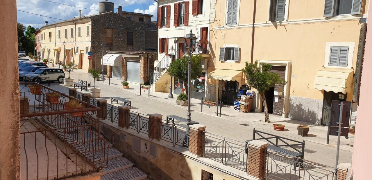 La Piazza Cantalupo in Sabina Exterior foto
