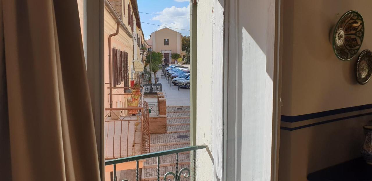 La Piazza Cantalupo in Sabina Exterior foto